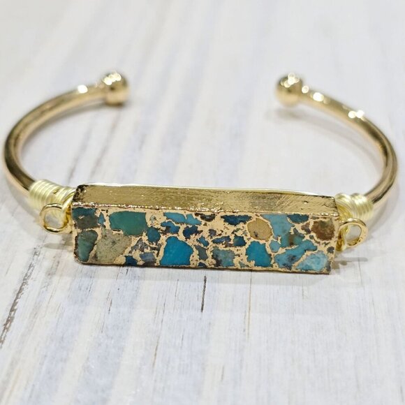 Turquoise ✦ Bar Wire Wrap Cuff ✦ 14Kt Gold Over Copper Handmade Bracelet - Picture 4 of 9